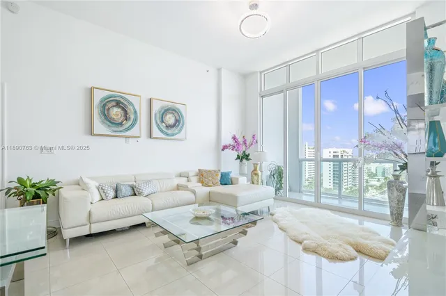 $4,200 | 7900 Harbor Island Drive, Unit PH14, North Bay Village, FL 33141