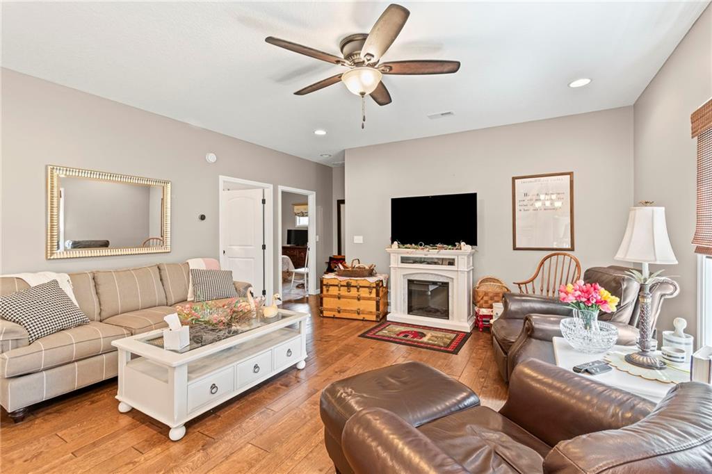 1010 Northwest Lakesite Road Maysville, MO 64469 - Photo 6 of 27