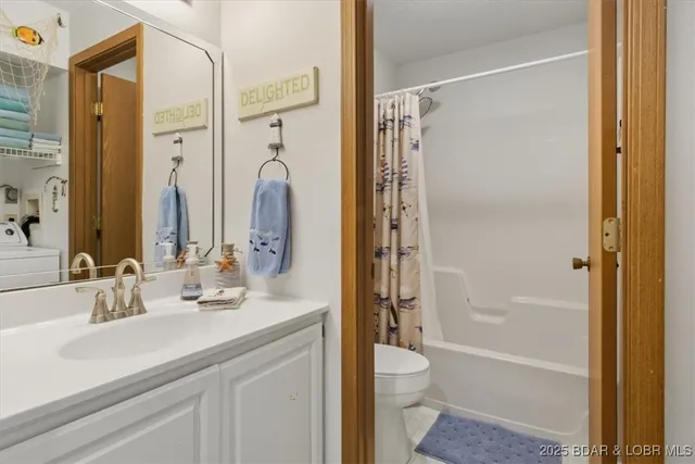 $239,500 | 70 Robinwood Drive, Unit 3E, Lake Ozark, MO 65049