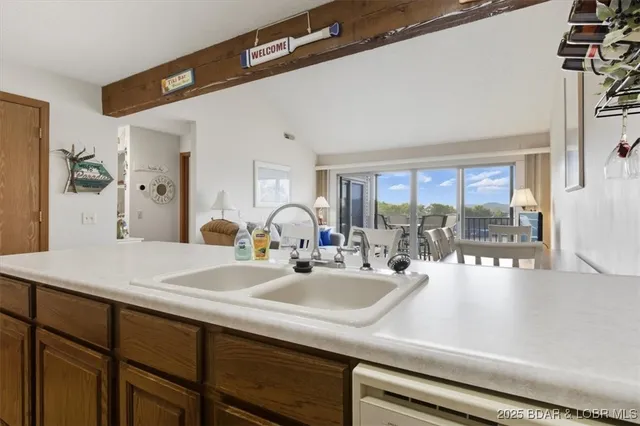 $239,500 | 70 Robinwood Drive, Unit 3E, Lake Ozark, MO 65049