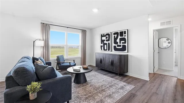 $377,990 | 2216 Creek View Lane, Raymore, MO 64083