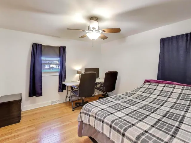 $285,000 | 13616 Short Drive, Crestwood, IL 60418