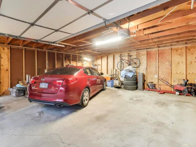 $285,000 | 13616 Short Drive, Crestwood, IL 60418