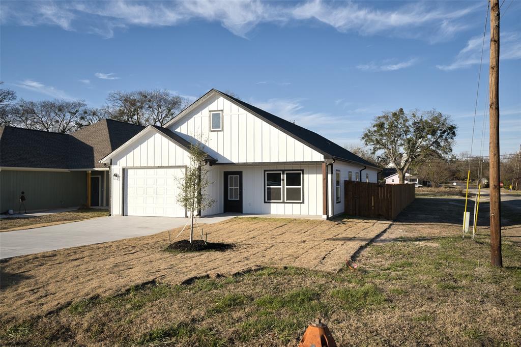 302-304 West Pine Street Whitewright, TX 75491 - Photo 28 of 34