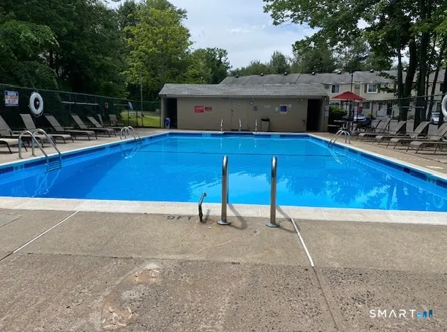 $199,900 | 163 Cynthia Lane, Unit A4, Middletown, CT 06457