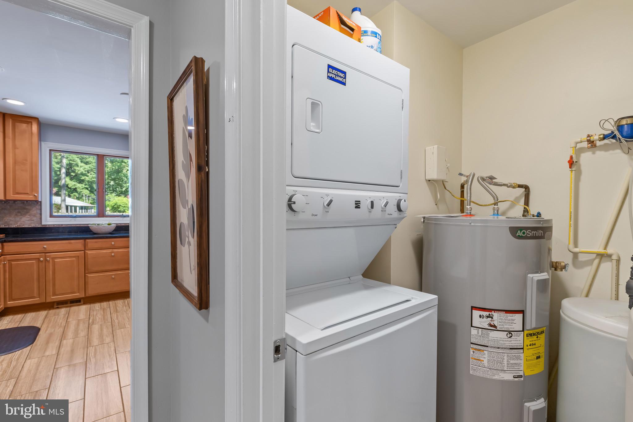 1502 Manor View Road Davidsonville, MD 21035 - Photo 26 of 40 Laundry