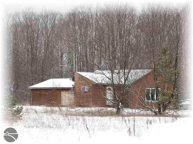 838 South Weldon Road Beulah, MI 49617 - Photo 14 of 14 1733827-14.JPG