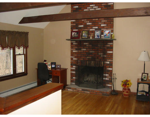 204 Mendon Road Northbridge, MA 01534 - Photo 5 of 16 Gallery Image 5