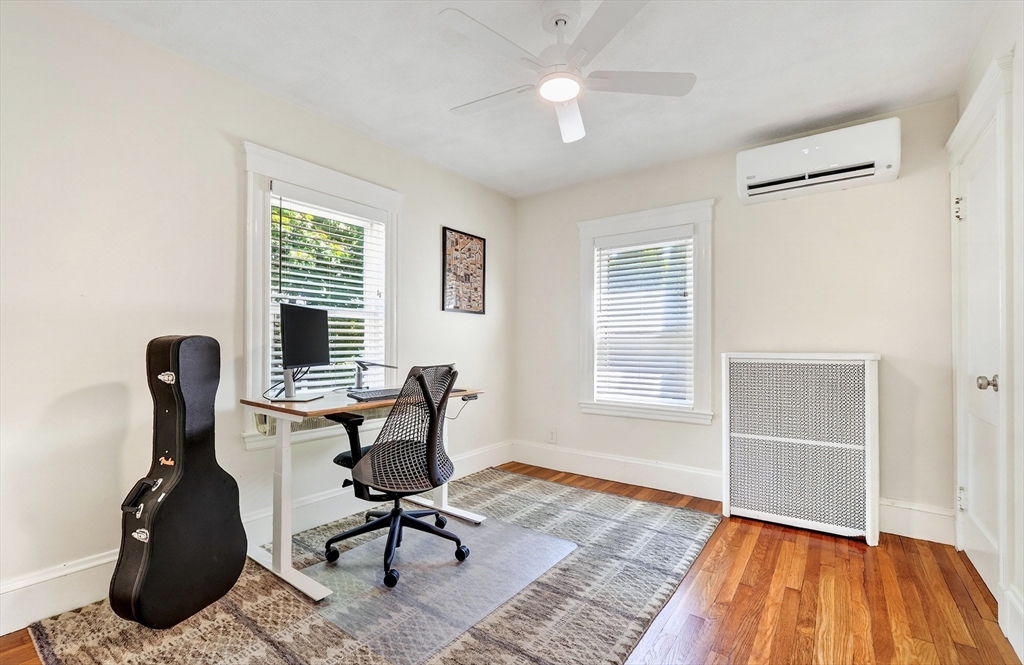 214 Laurel Street Melrose, MA 02176 - Photo 18 of 37