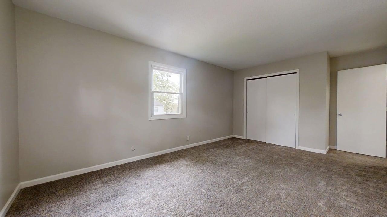 912 Crescent Drive, Unit 24 Champaign, IL 61821 - Photo 12 of 20