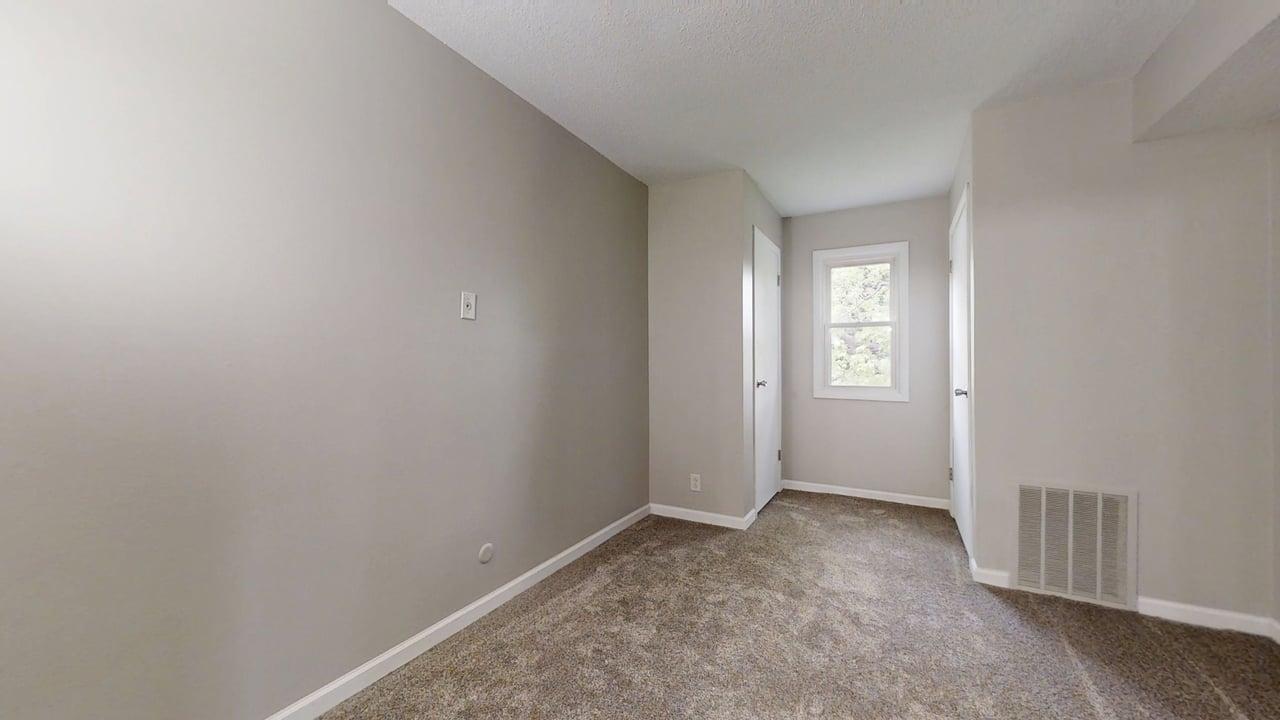 912 Crescent Drive, Unit 24 Champaign, IL 61821 - Photo 15 of 20