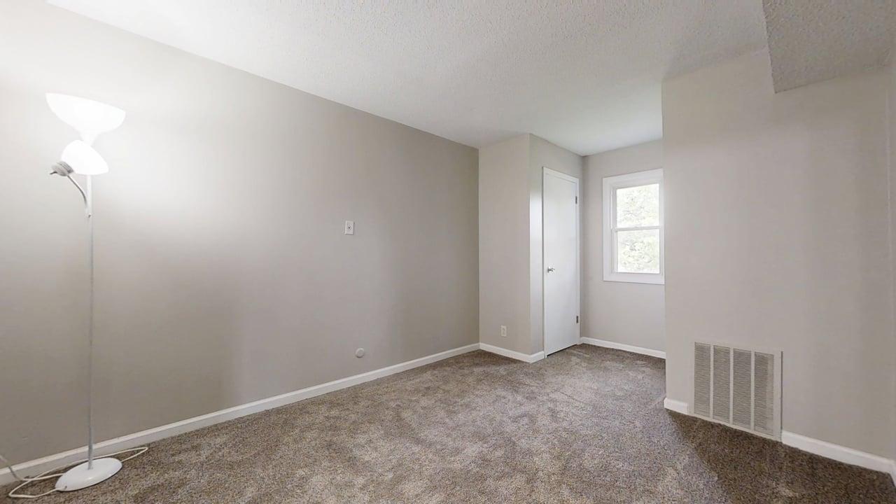 912 Crescent Drive, Unit 24 Champaign, IL 61821 - Photo 16 of 20