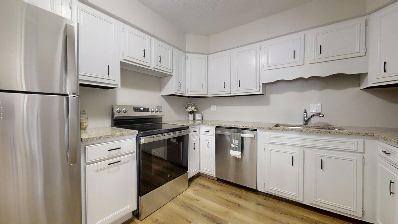 912 Crescent Drive, Unit 24 Champaign, IL 61821 - Photo 8 of 20