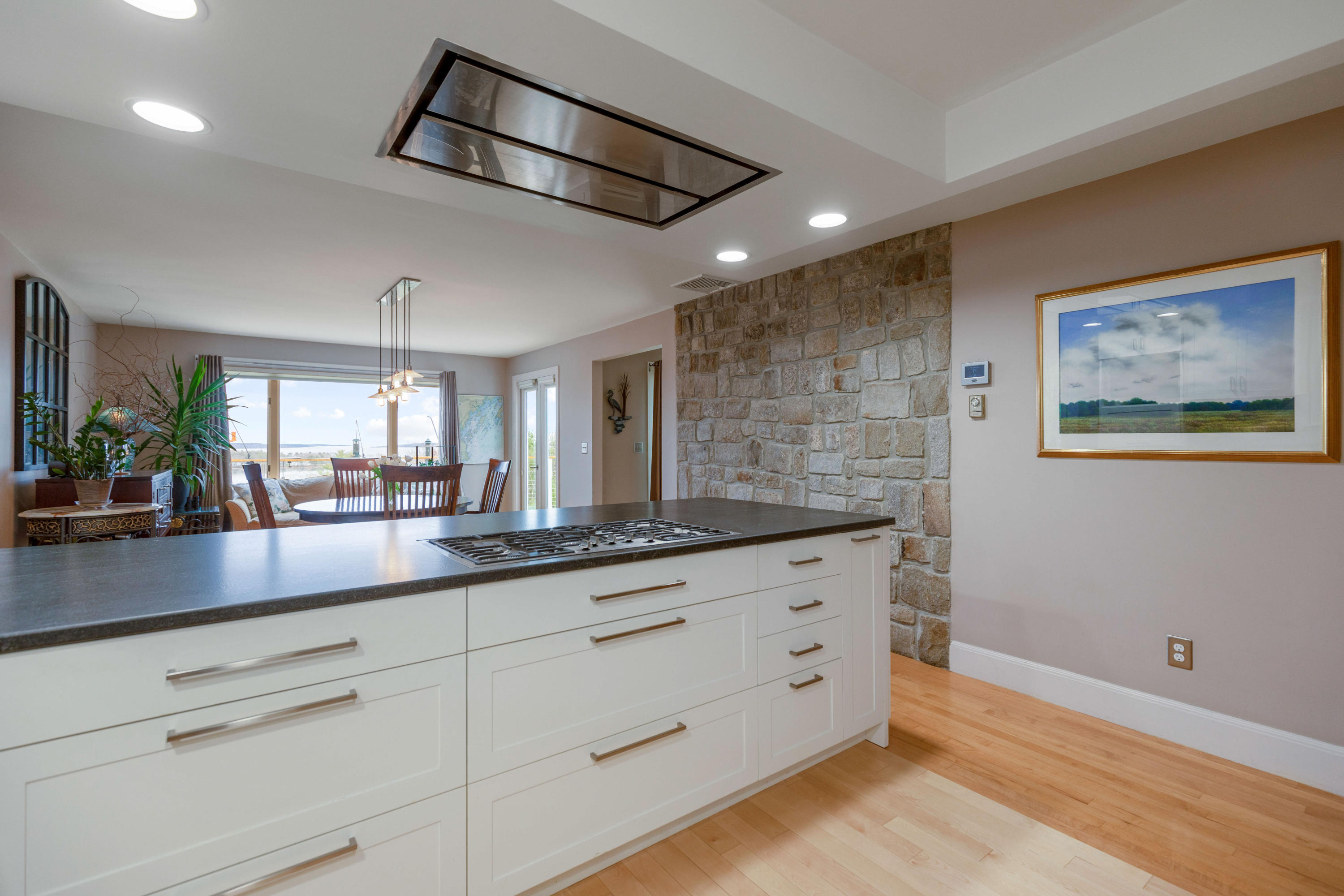 118 Ravine Drive Cumberland Foreside, ME 04110 - Photo 9 of 54 118RavineCumberland_03064152