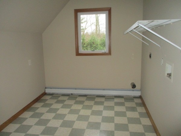 140 Flint Road Charlton, MA 01507 - Photo 12 of 19