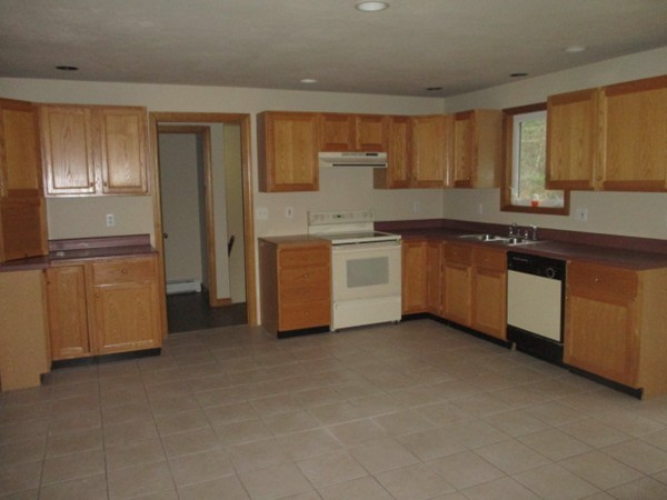 140 Flint Road Charlton, MA 01507 - Photo 2 of 19