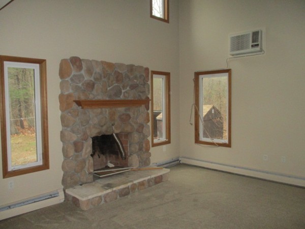 140 Flint Road Charlton, MA 01507 - Photo 3 of 19