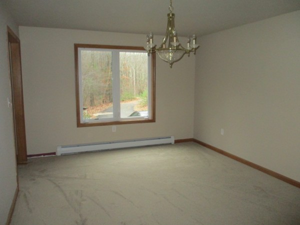 140 Flint Road Charlton, MA 01507 - Photo 4 of 19