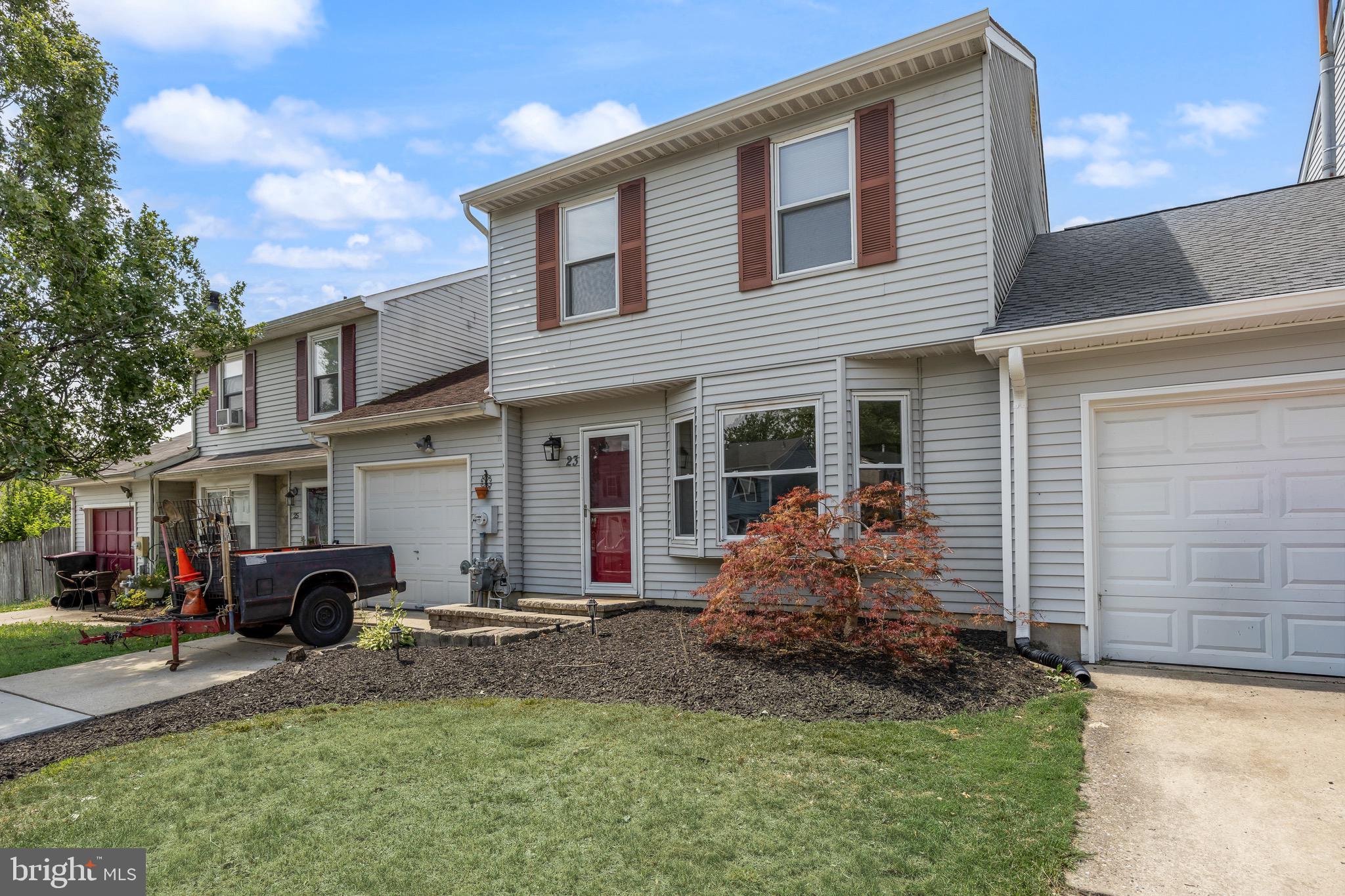 23 Blue Jay Drive Clementon, NJ 08021 - Photo 1 of 25