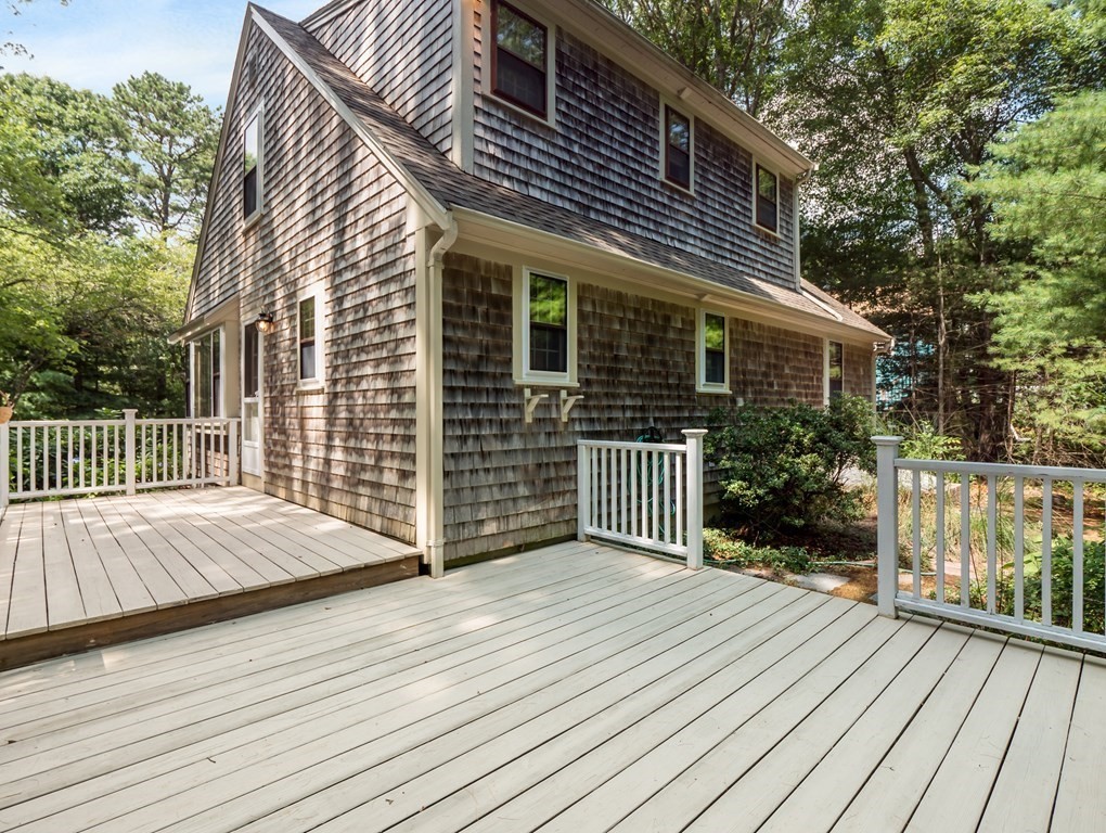 67 South Precinct Road Barnstable, MA 02632 - Photo 11 of 41