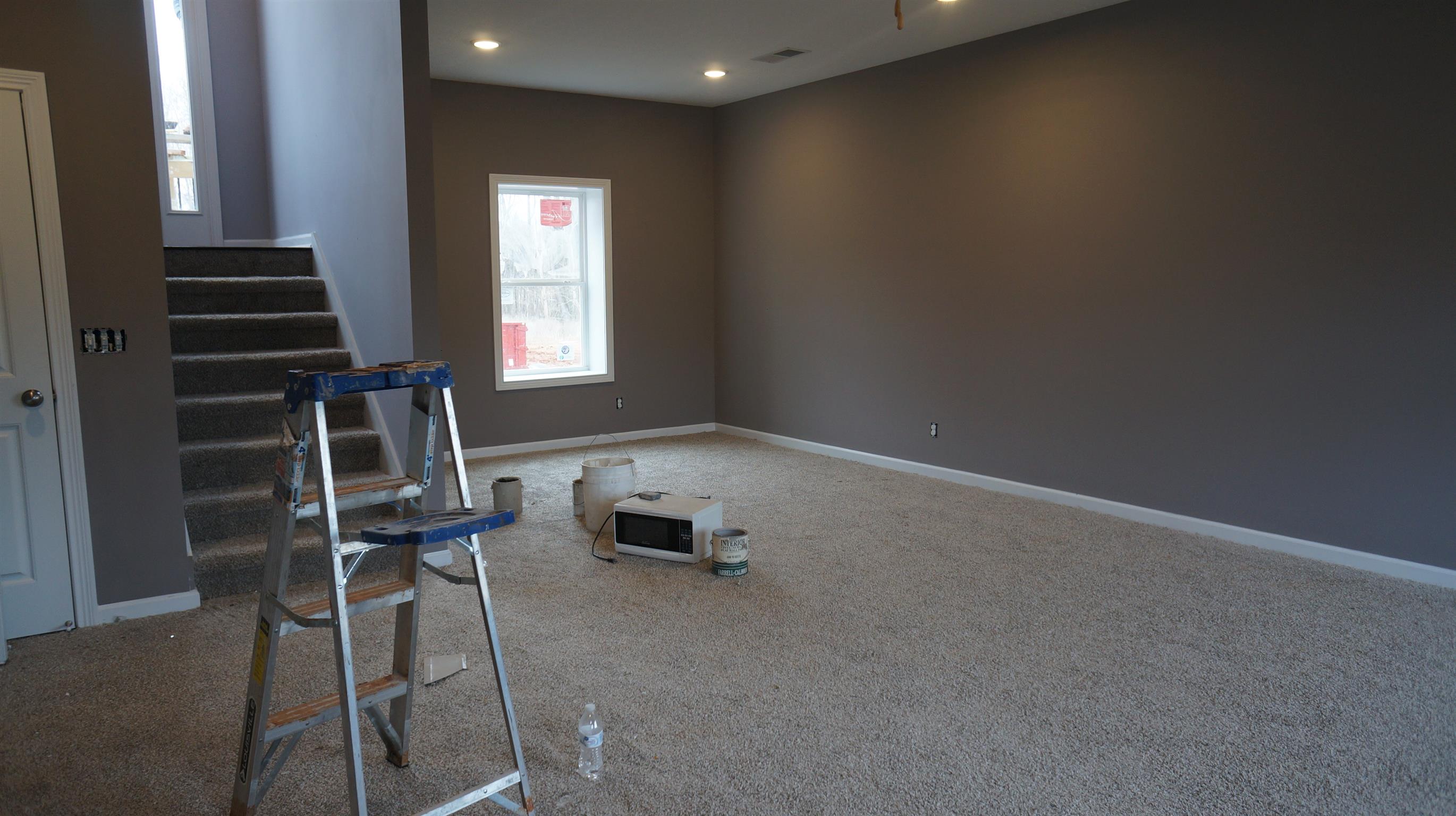 111 Rossview Road Clarksville, TN 37043 - Photo 11 of 17 Gallery Image 11