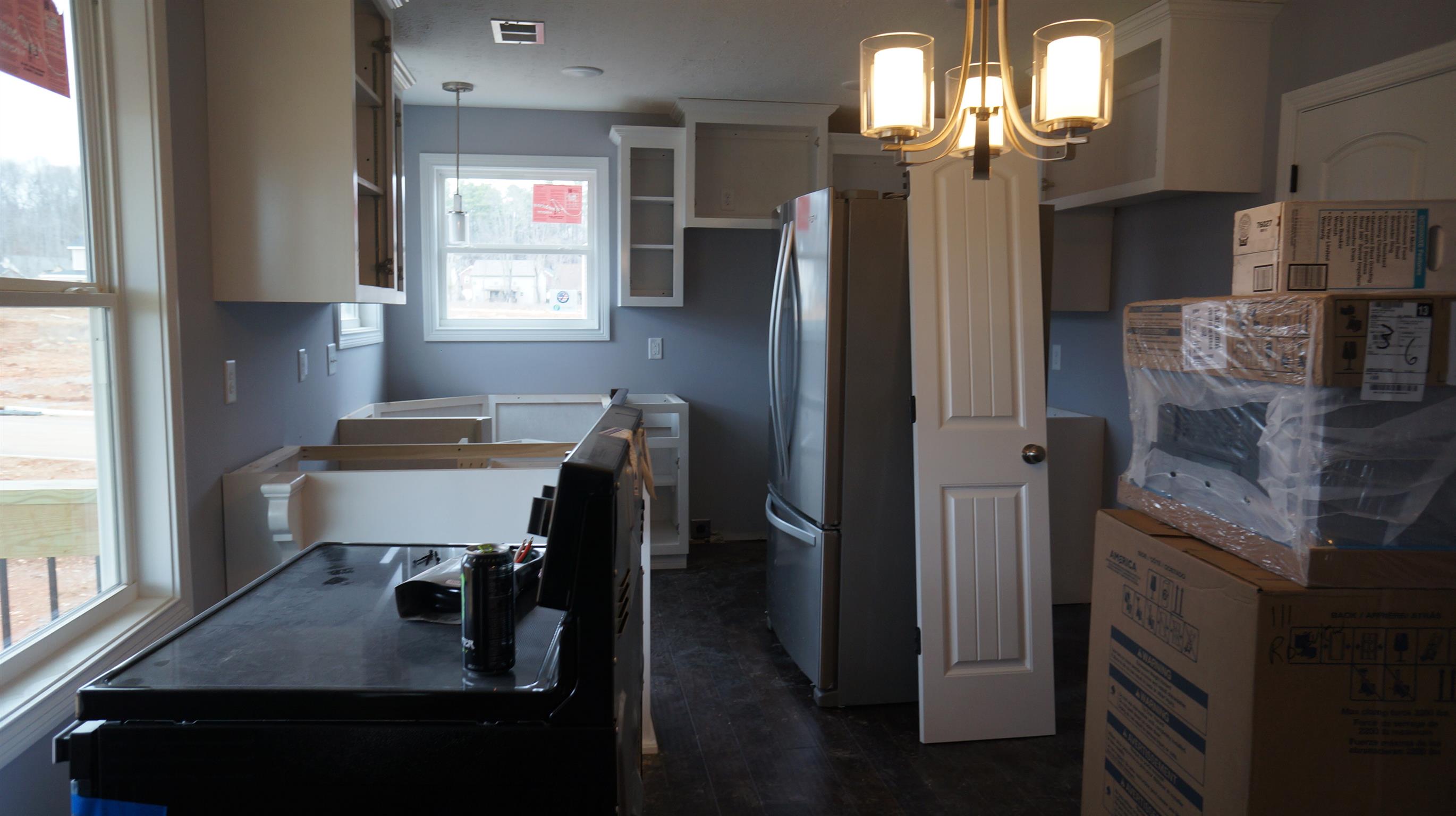 111 Rossview Road Clarksville, TN 37043 - Photo 4 of 17 Gallery Image 4