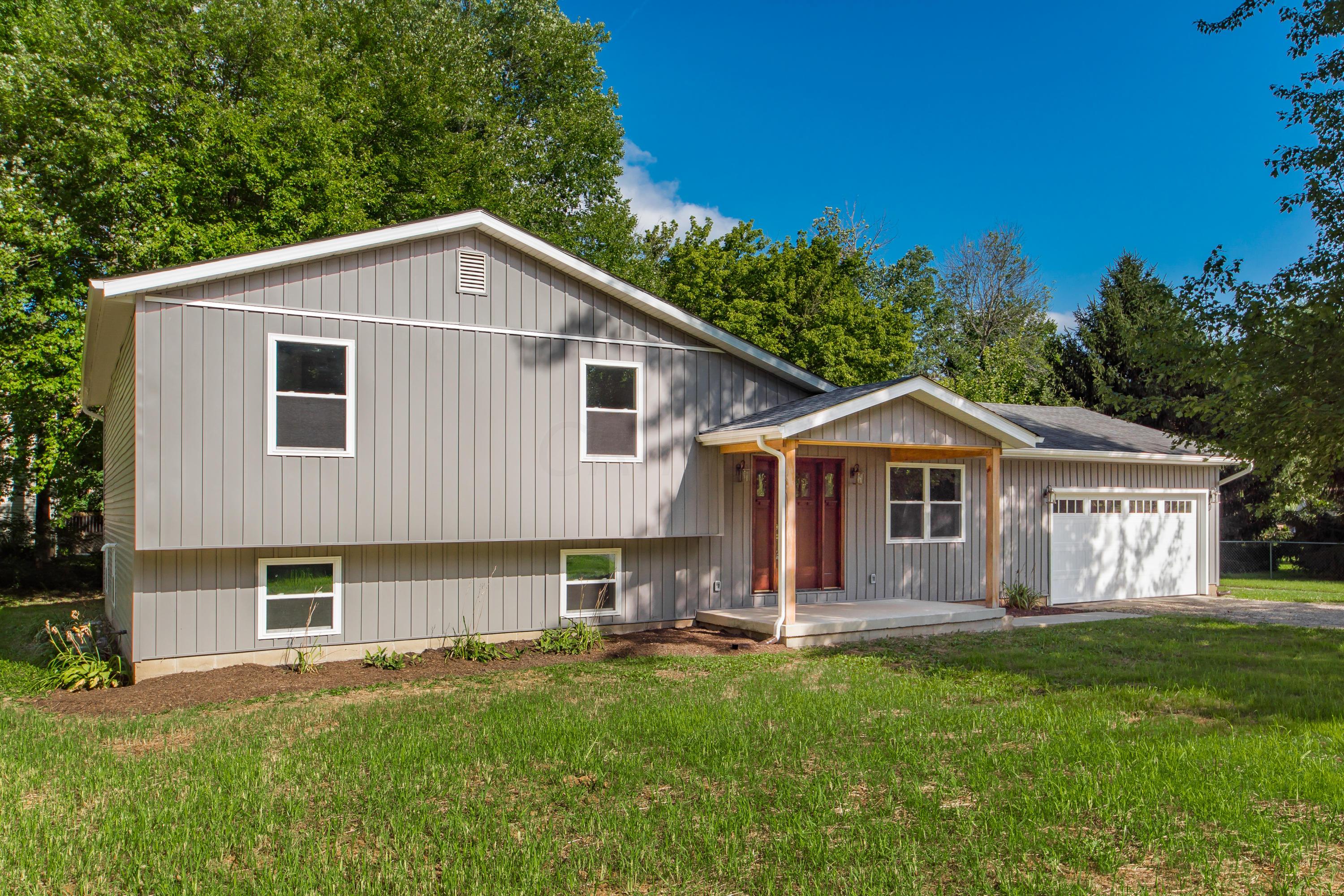 16 Hillgail Road Southwest Pataskala, OH 43062 - Photo 2 of 37 Gallery Image 2
