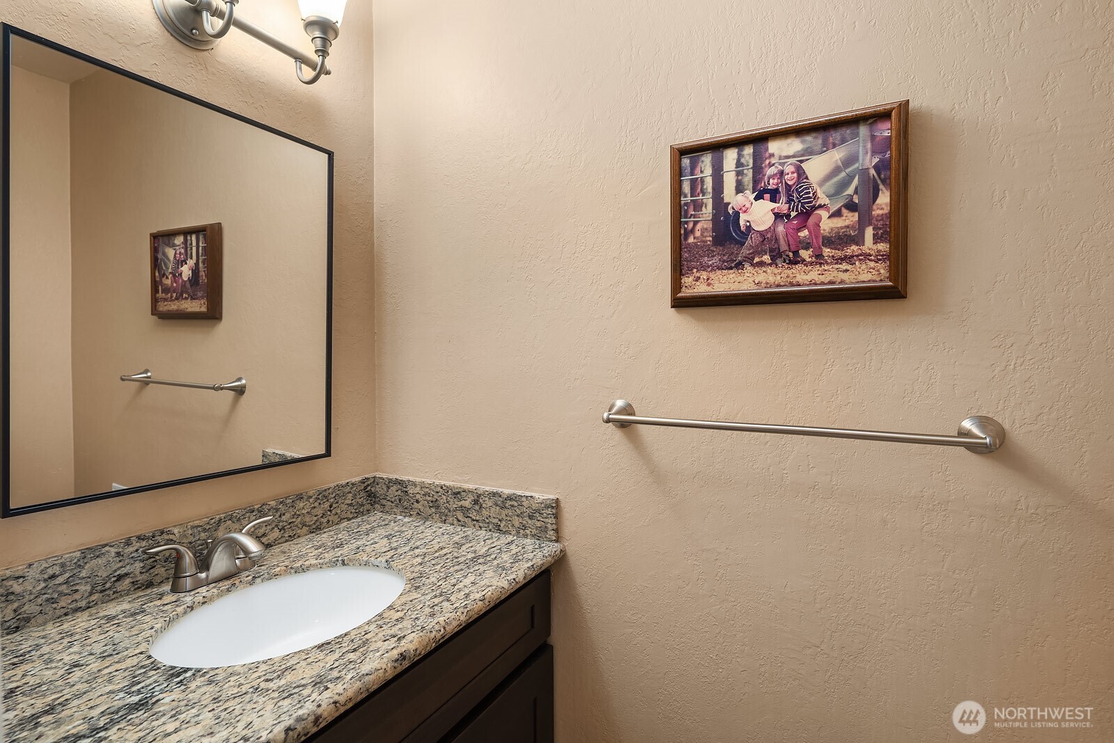 25044 Lake Fenwick Road, Unit 32 Kent, WA 98032 - Photo 8 of 19 Gallery Image 8