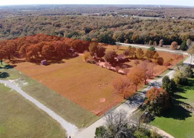 $313,000 | 142 County Road 1591, Alvord, TX 76225