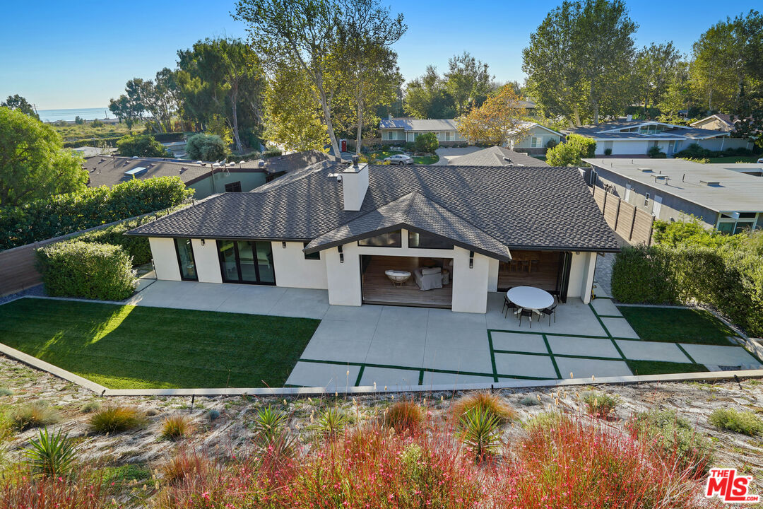 6328 Paseo Cyn Drive Malibu, CA 90265 - Photo 17 of 39