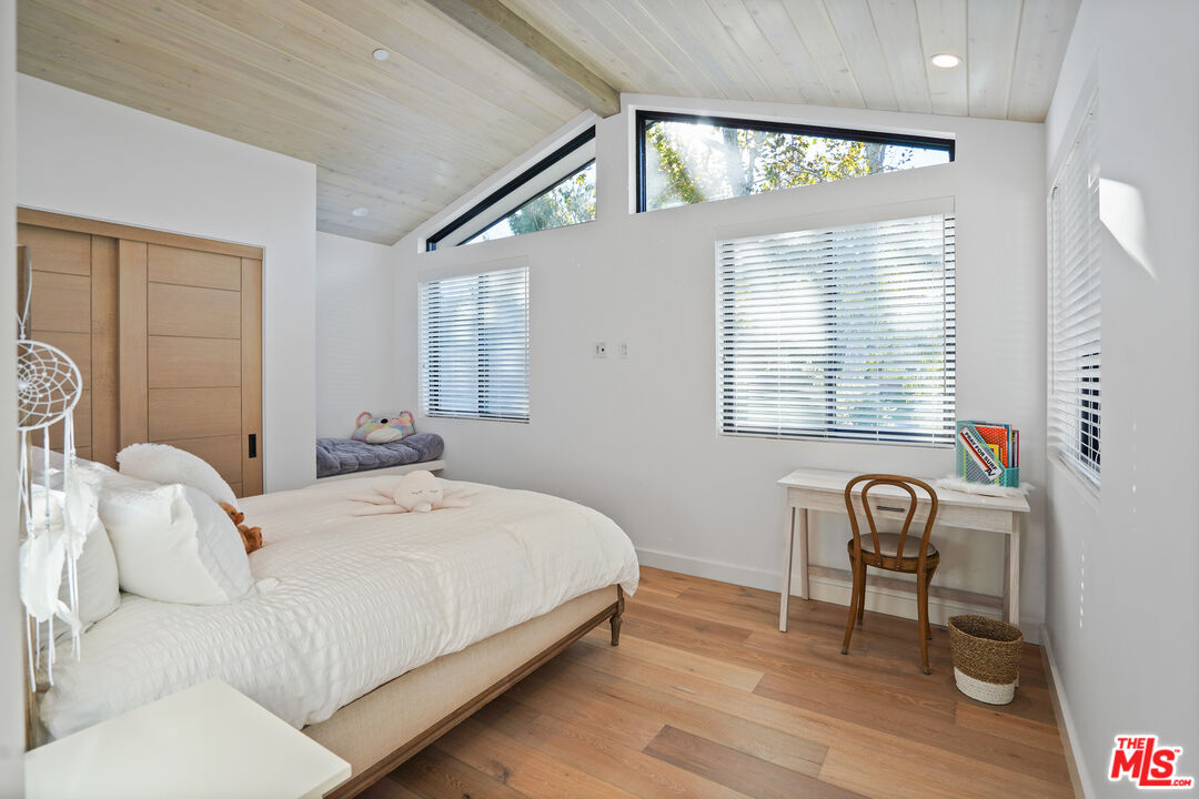 6328 Paseo Cyn Drive Malibu, CA 90265 - Photo 22 of 39