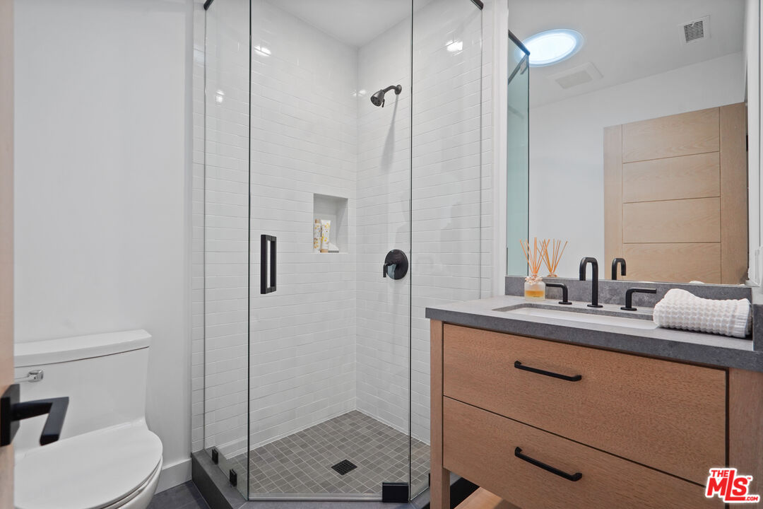 6328 Paseo Cyn Drive Malibu, CA 90265 - Photo 23 of 39