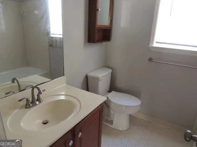 $1,600 | 492 Stonemill Manor, Lithonia, GA 30058