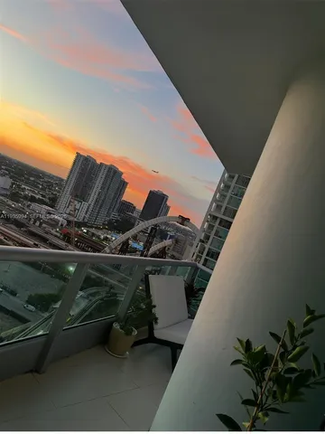 $5,950 | 900 Biscayne Boulevard, Unit 2312, Miami, FL 33132