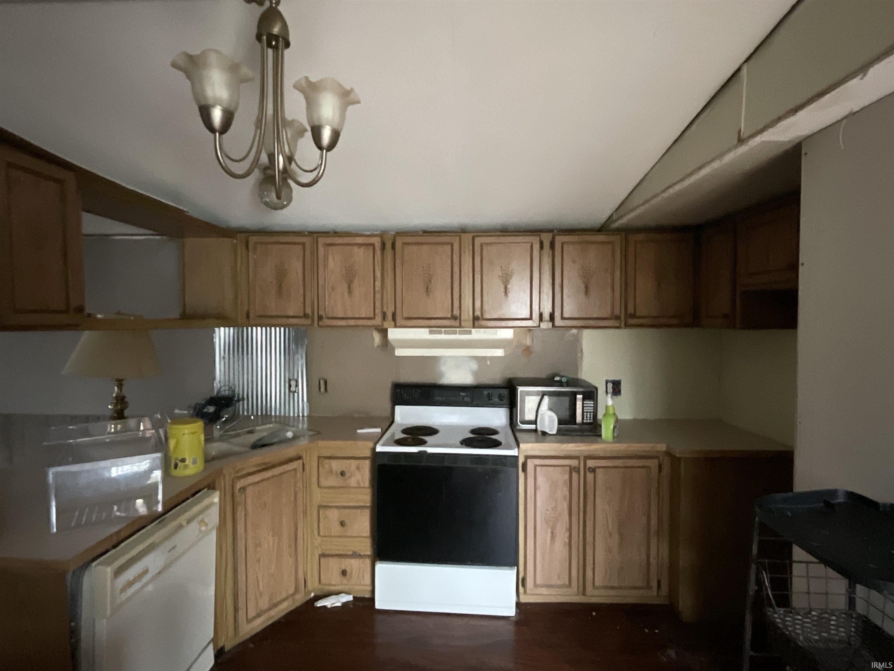 61 Bubble Loo Road Cloverdale, IN 46120 - Photo 3 of 10