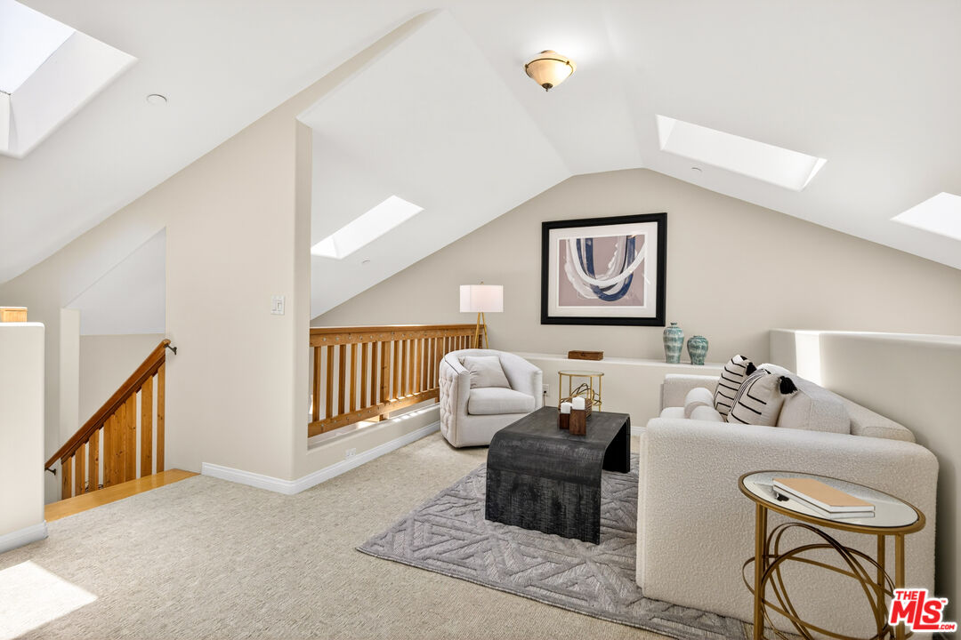 2411 4th Street, Unit 2 Santa Monica, CA 90405 - Photo 20 of 47