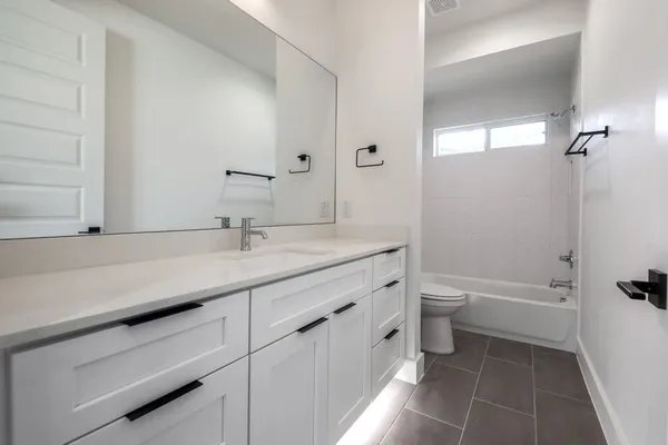 $5,500 | 8302 Kromer Street, Austin, TX 78757