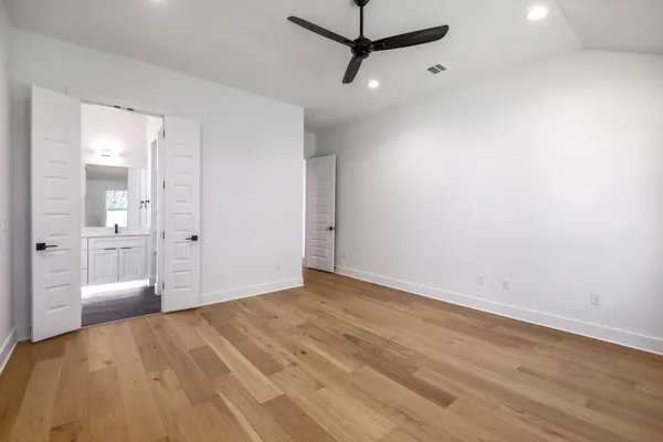 $5,500 | 8302 Kromer Street, Austin, TX 78757