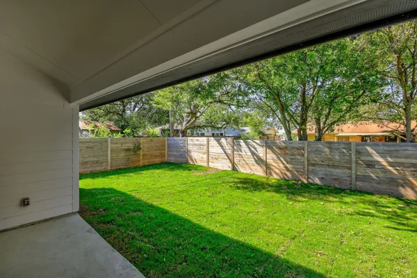 $5,500 | 8302 Kromer Street, Austin, TX 78757