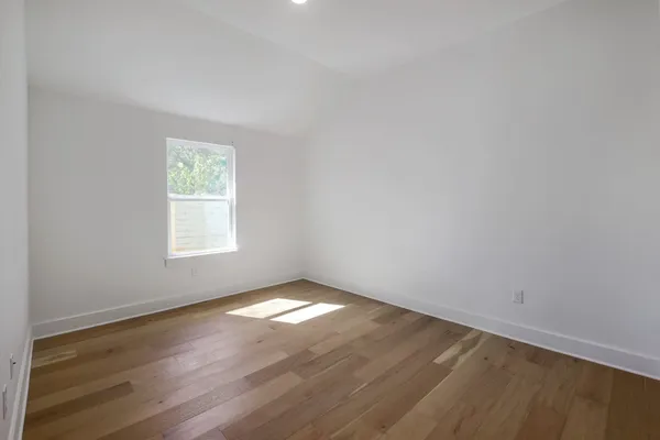 $5,500 | 8302 Kromer Street, Austin, TX 78757