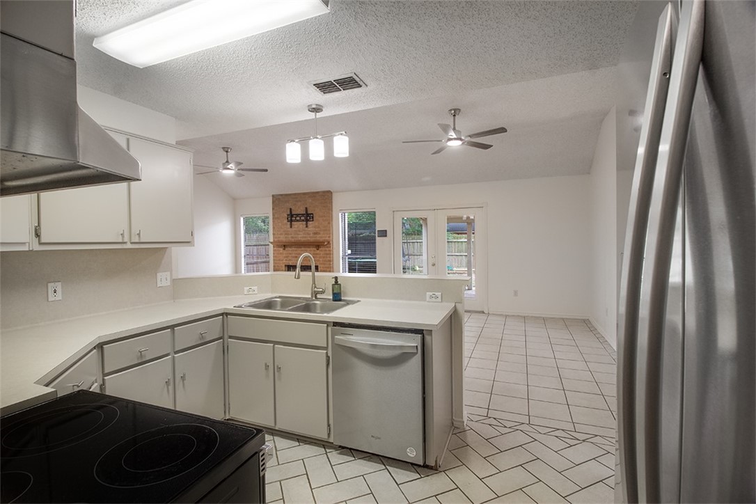 2155 Spring Park Drive Ingleside, TX 78362 - Photo 15 of 30