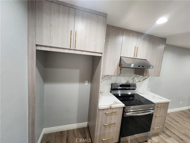 $2,895 | 5460 White Oak Avenue, Unit H106, Encino, CA 91316