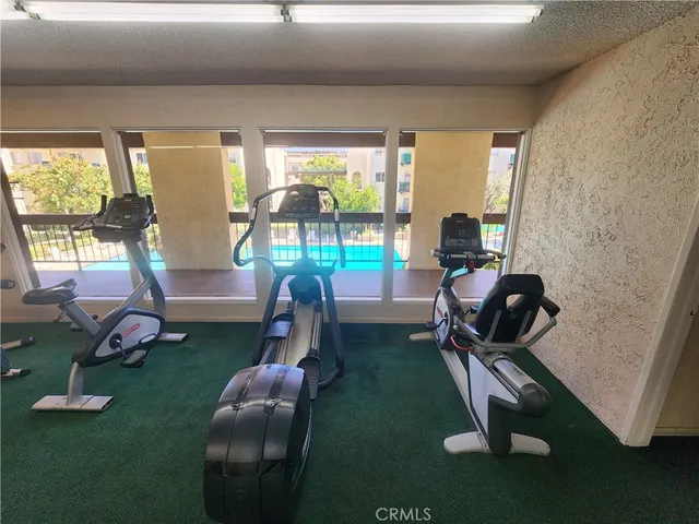 $2,895 | 5460 White Oak Avenue, Unit H106, Encino, CA 91316