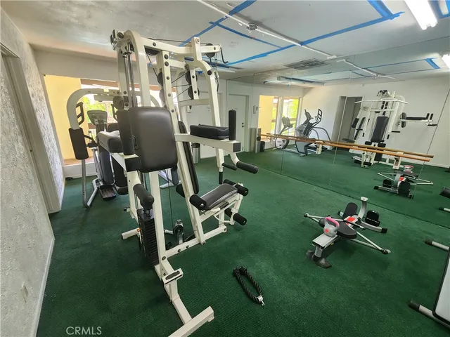 $2,895 | 5460 White Oak Avenue, Unit H106, Encino, CA 91316