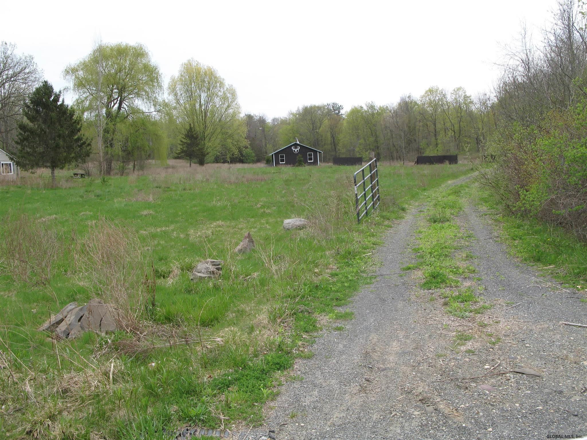 492 Knickerbocker Road Schodack Landing, NY 12156 - Photo 27 of 27 Photo 28
