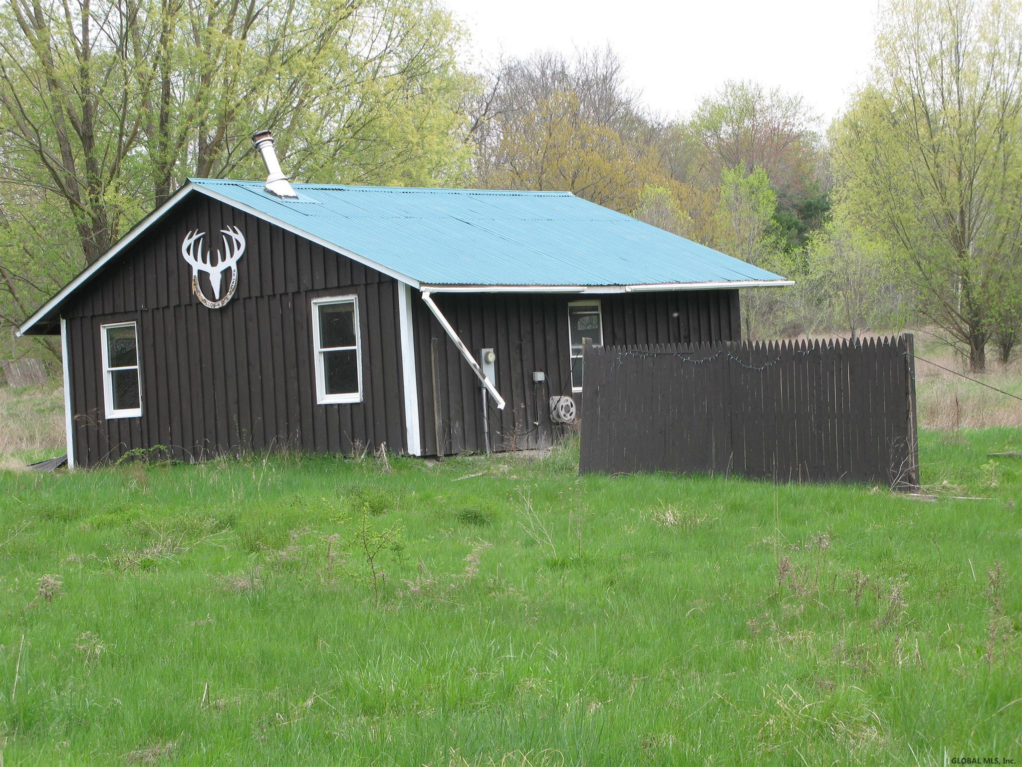 492 Knickerbocker Road Schodack Landing, NY 12156 - Photo 4 of 27 Photo 4