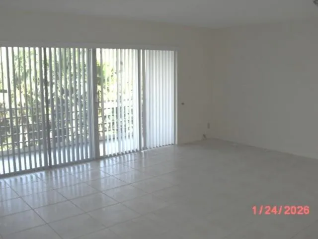 $2,200 | 1000 Northeast 14th Avenue, Unit 503, Hallandale Beach, FL 33009