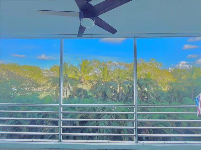 $2,200 | 1000 Northeast 14th Avenue, Unit 503, Hallandale Beach, FL 33009