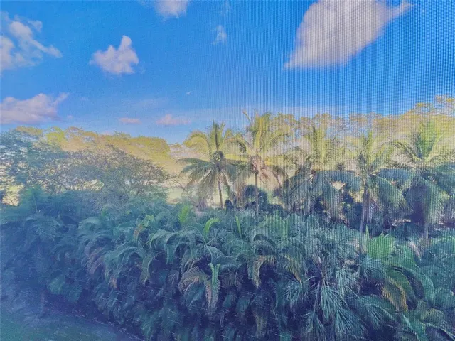 $2,200 | 1000 Northeast 14th Avenue, Unit 503, Hallandale Beach, FL 33009