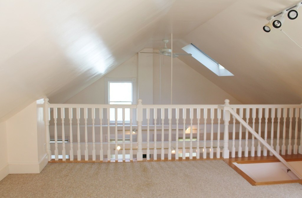 166 Chestnut Street Cambridge, MA 02139 - Photo 24 of 30